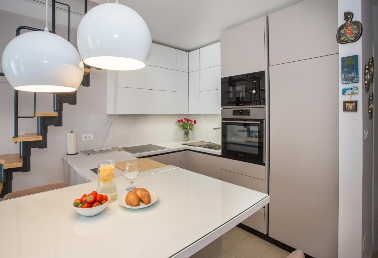 Apartment Belisima Porec Bagian luar foto